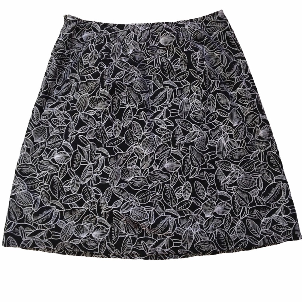 Talbots Embroidered A-Line Skirt Size 8P